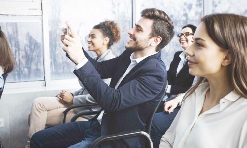 دستیار شبیه ساز ذهنی وکیل